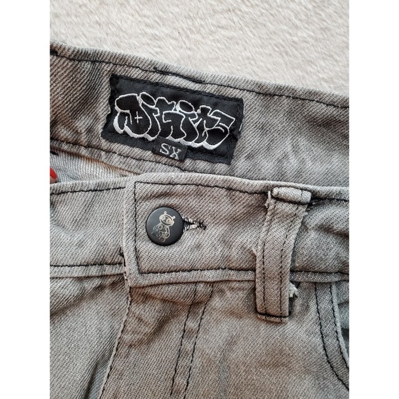 DIGITS 238 Shorts Mens Size 28 Gray Robo Denim 5-Pockets Design Flat Front‎ Logo - Picture 2 of 9